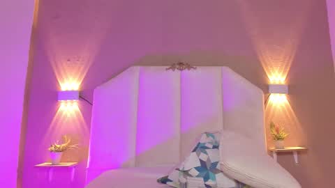 Leo online show from 02/12/26, 01:50