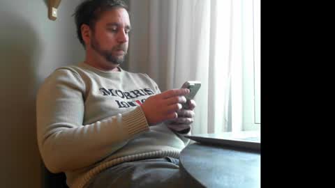 Snapshot of leofromsweden chatting on 01/30/25, 11:22 Leofromsweden online show from 01/30/25, 11:22