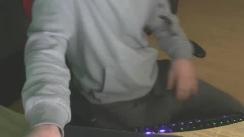 Lele 97 online show from 12/29/24, 12:20