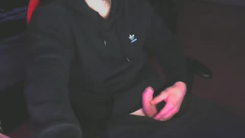 Lele 97 online show from 11/22/25, 11:37