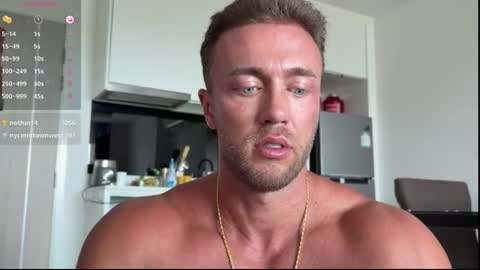 Snapshot of leon_lovefitness chatting on 06/29/26, 06:52 Leon online show from 06/29/26, 06:52