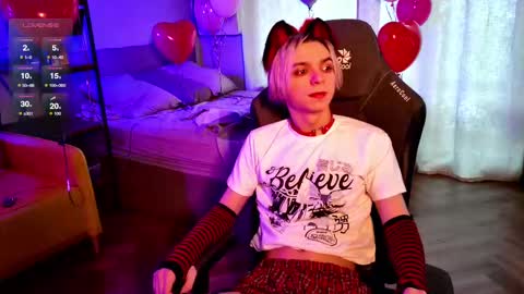 Leon online show from 02/14/25, 08:10