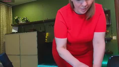 Leona tracie online show from 03/20/26, 09:08