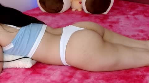 Snapshot of leonacutecam chatting on 09/09/25, 08:41 LUCY online show from 09/09/25, 08:41