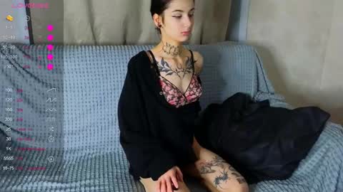 Donna online show from 12/05/25, 02:31