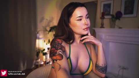 Snapshot of leonamell chatting on 01/23/25, 01:41 Leo online show from 01/23/25, 01:41