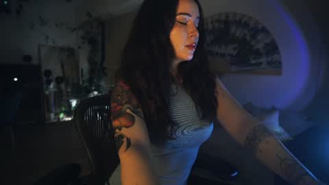 Leo online show from 07/19/26, 10:02
