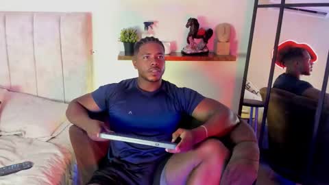 Leandro jones online show from 02/06/26, 07:39