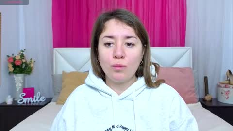 Snapshot of leone_noire chatting on 12/15/25, 07:34 Leone Noir online show from 12/15/25, 07:34