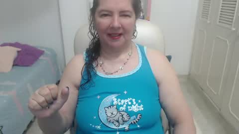 leonela   online show from 07/16/26, 11:55