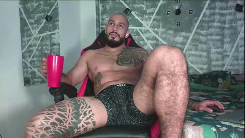 ANDRES online show from 12/01/25, 03:33