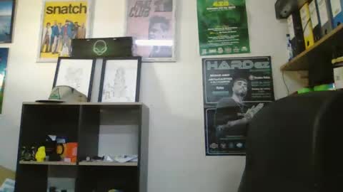 leonidascum online show from 04/29/26, 05:52