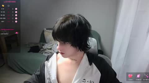 Snapshot of leonkissboy chatting on 02/16/26, 10:50 leonkissboy online show from 02/16/26, 10:50