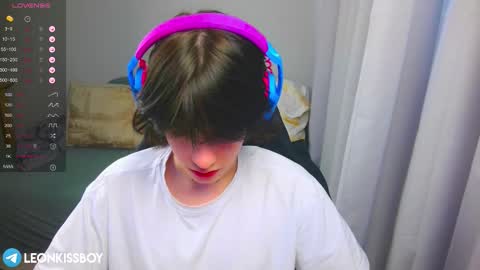 leonkissboy online show from 03/25/26, 04:51