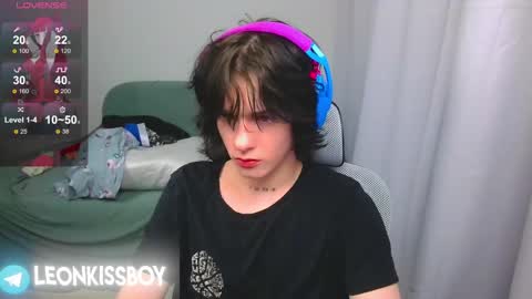 leonkissboy online show from 04/15/26, 04:14
