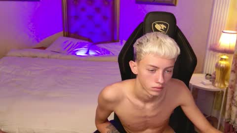 Snapshot of leonlure chatting on 09/28/25, 02:55 leonlure online show from 09/28/25, 02:55