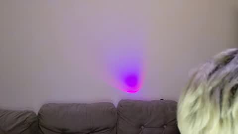 Snapshot of leonlure chatting on 12/01/25, 03:00 leonlure online show from 12/01/25, 03:00