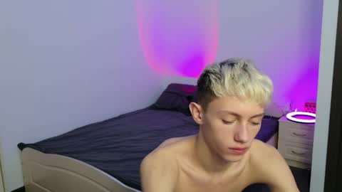 Snapshot of leonlure chatting on 12/04/25, 08:17 leonlure online show from 12/04/25, 08:17