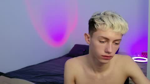 Snapshot of leonlure chatting on 12/05/25, 08:23 leonlure online show from 12/05/25, 08:23