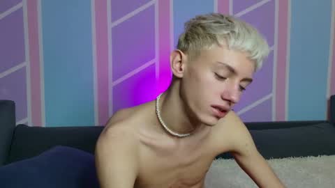 Snapshot of leonlure chatting on 01/08/26, 10:23 leonlure online show from 01/08/26, 10:23