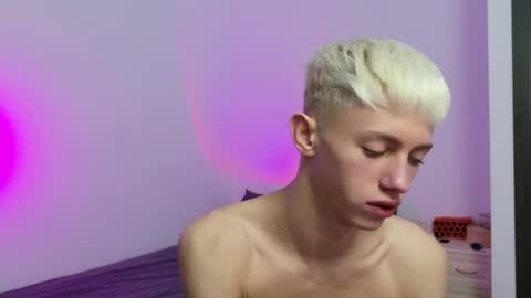 Snapshot of leonlure chatting on 02/04/26, 04:40 leonlure online show from 02/04/26, 04:40