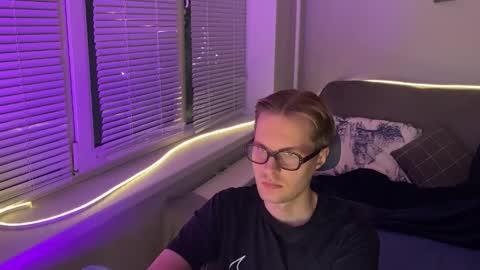 Leon online show from 01/08/26, 11:45