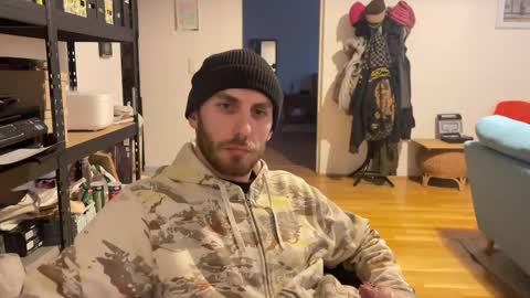 Leon online show from 01/09/25, 03:23