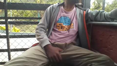 Leo online show from 03/24/26, 02:49