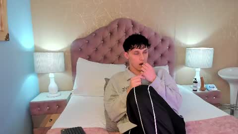 Snapshot of lephystar chatting on 06/19/26, 12:48 LephyStar online show from 06/19/26, 12:48