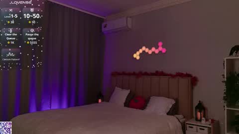 Snapshot of lerakit chatting on 10/05/25, 02:26 Nicole Moore online show from 10/05/25, 02:26