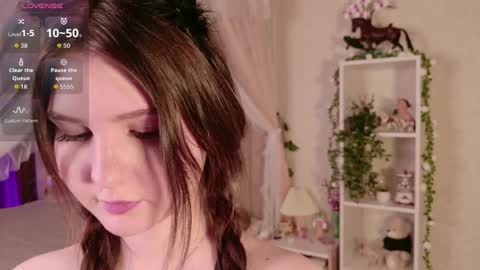 Snapshot of lerakit chatting on 04/04/26, 03:42 Nicole Moore online show from 04/04/26, 03:42