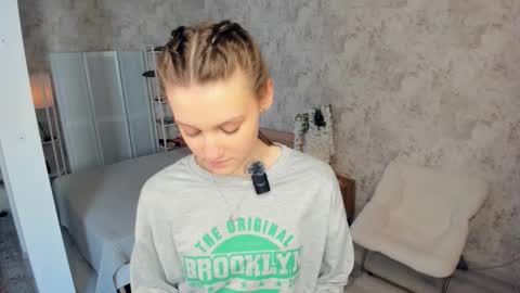 Snapshot of lesigrace chatting on 02/04/26, 08:09 Sanem online show from 02/04/26, 08:09