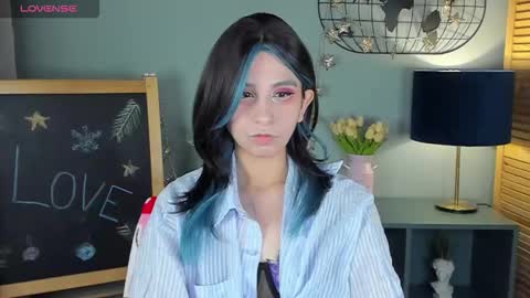 Snapshot of lesilos chatting on 02/27/26, 01:27 Eveline online show from 02/27/26, 01:27