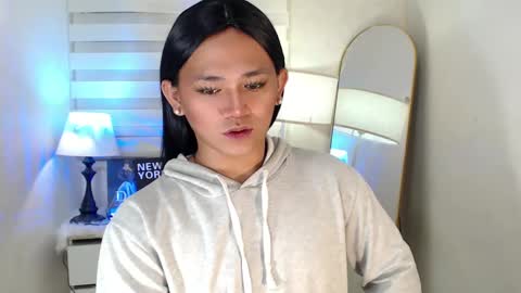 Snapshot of lesleyanderson chatting on 12/13/24, 07:47 Pat online show from 12/13/24, 07:47