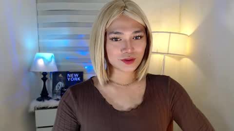 Snapshot of lesleyanderson chatting on 12/17/24, 11:39 Pat online show from 12/17/24, 11:39