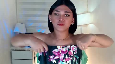 Snapshot of lesleyanderson chatting on 01/09/25, 06:06 Pat online show from 01/09/25, 06:06