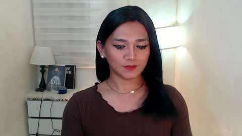 Snapshot of lesleyanderson chatting on 02/13/25, 05:26 Pat online show from 02/13/25, 05:26