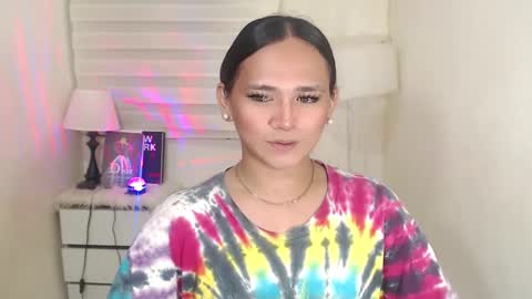 Snapshot of lesleyanderson chatting on 02/13/25, 04:28 Pat online show from 02/13/25, 04:28