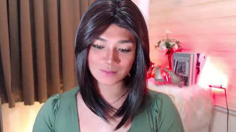 Snapshot of lesleyanderson chatting on 02/17/25, 03:47 Pat online show from 02/17/25, 03:47