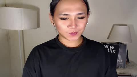 Snapshot of lesleyanderson chatting on 03/08/25, 11:39 Pat online show from 03/08/25, 11:39