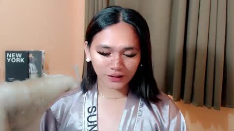 Snapshot of lesleyanderson chatting on 10/21/25, 12:44 Pat online show from 10/21/25, 12:44