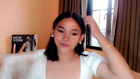 Snapshot of lesleyanderson chatting on 10/26/25, 02:06 Pat online show from 10/26/25, 02:06