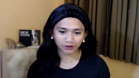 Snapshot of lesleyanderson chatting on 11/11/25, 12:21 Pat online show from 11/11/25, 12:21