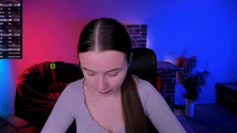 leslie_bird online show from 12/17/25, 11:49