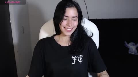 leslie  online show from 02/21/25, 12:16