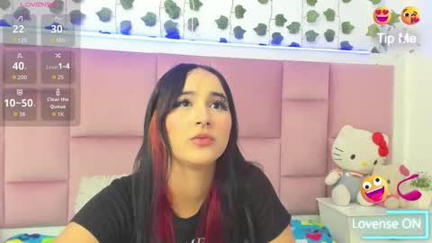 Snapshot of lesliecute69 chatting on 02/22/26, 08:07 leslie online show from 02/22/26, 08:07