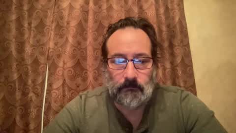 Snapshot of leslielindsey13 chatting on 01/03/25, 11:03 leslielindsey13 online show from 01/03/25, 11:03