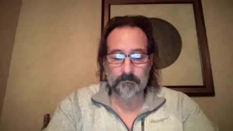 Snapshot of leslielindsey13 chatting on 12/20/25, 12:12 leslielindsey13 online show from 12/20/25, 12:12