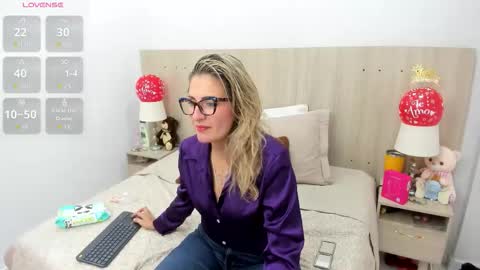 Lesly Santodomingo online show from 02/21/26, 10:27