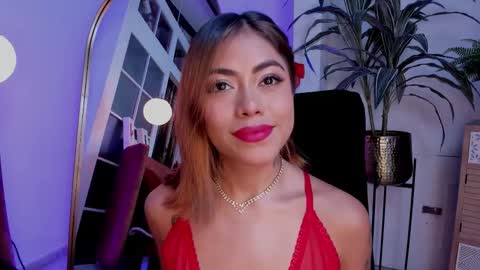 Snapshot of leslybailey chatting on 09/15/25, 11:32 Lesly Bailey online show from 09/15/25, 11:32